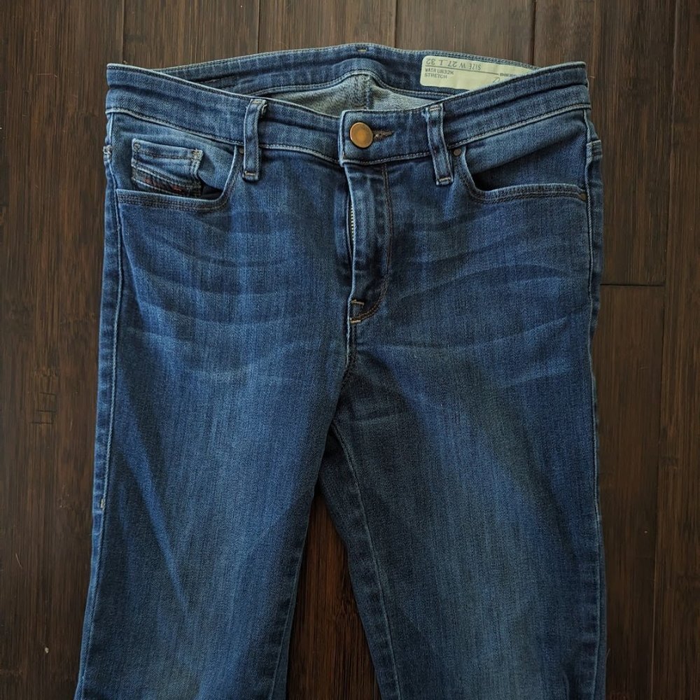 Diesel Doris-B Super Slim Bootcut Jeans - Picture 4 of 6